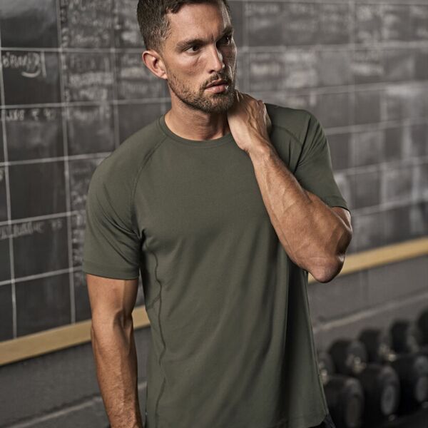 CoolDry tee (7020) Thumbnail